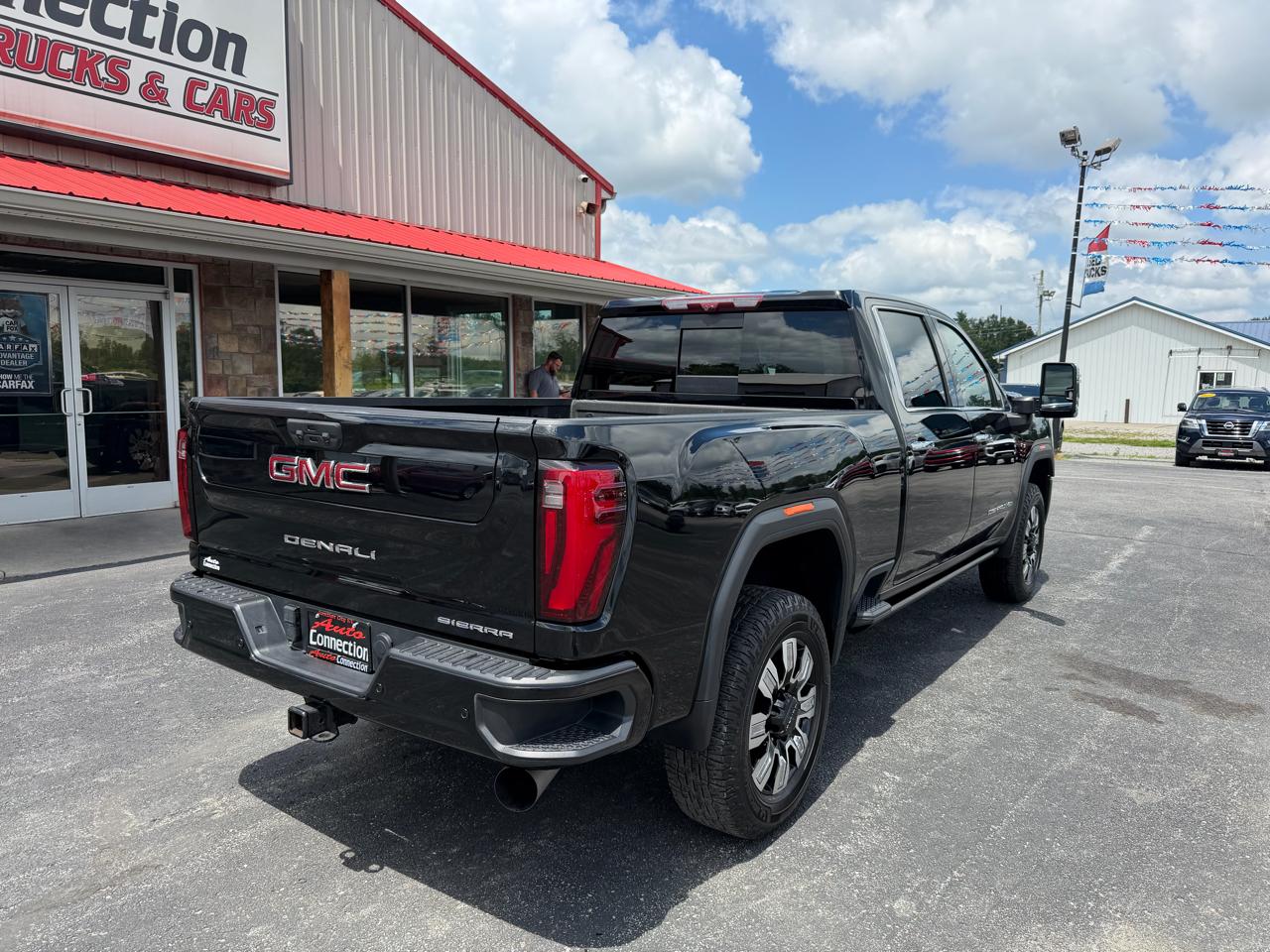 GMC Sierra 2500HD 4WD Crew Cab 159" Denali 2024