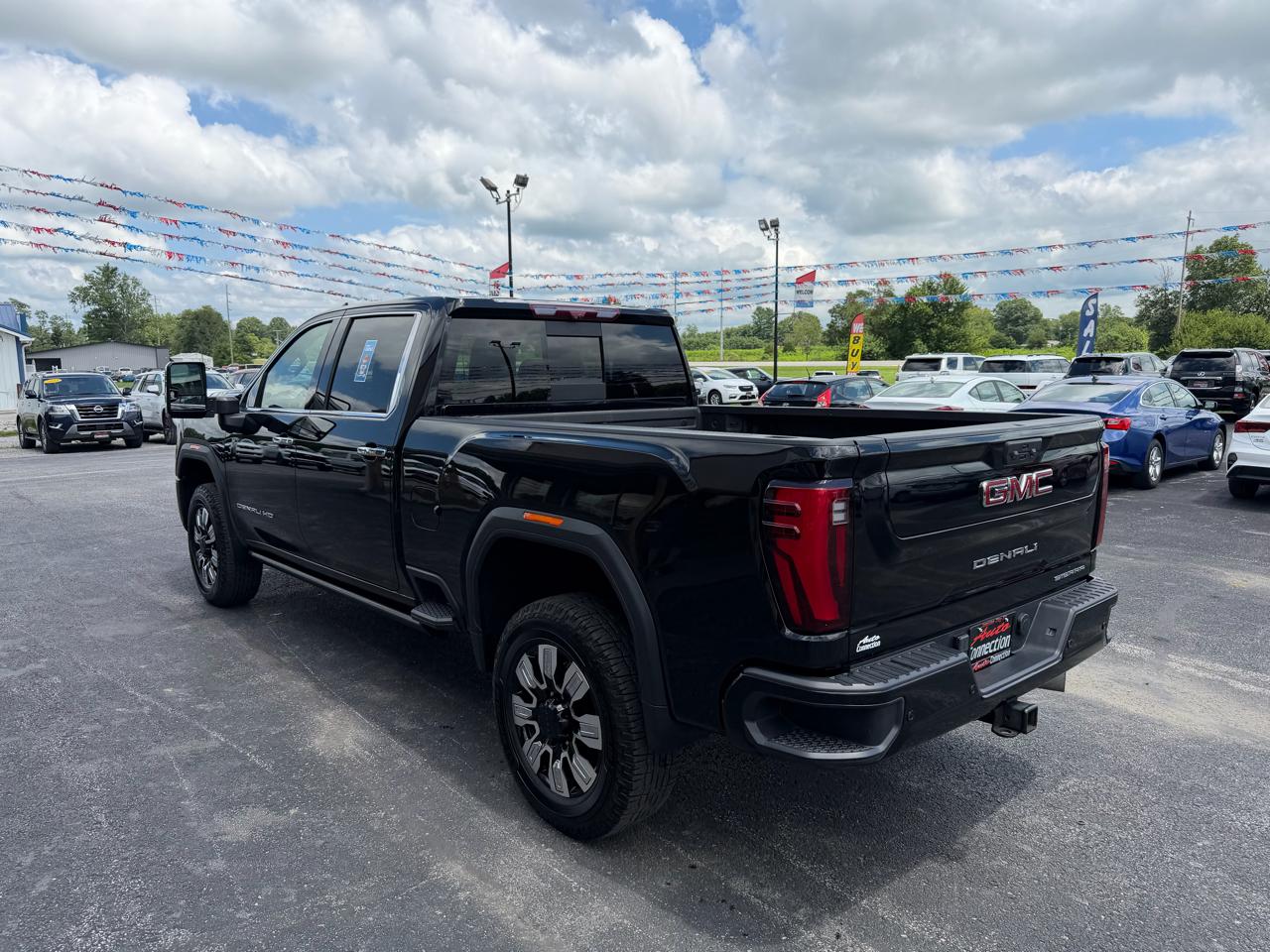 GMC Sierra 2500HD 4WD Crew Cab 159" Denali 2024