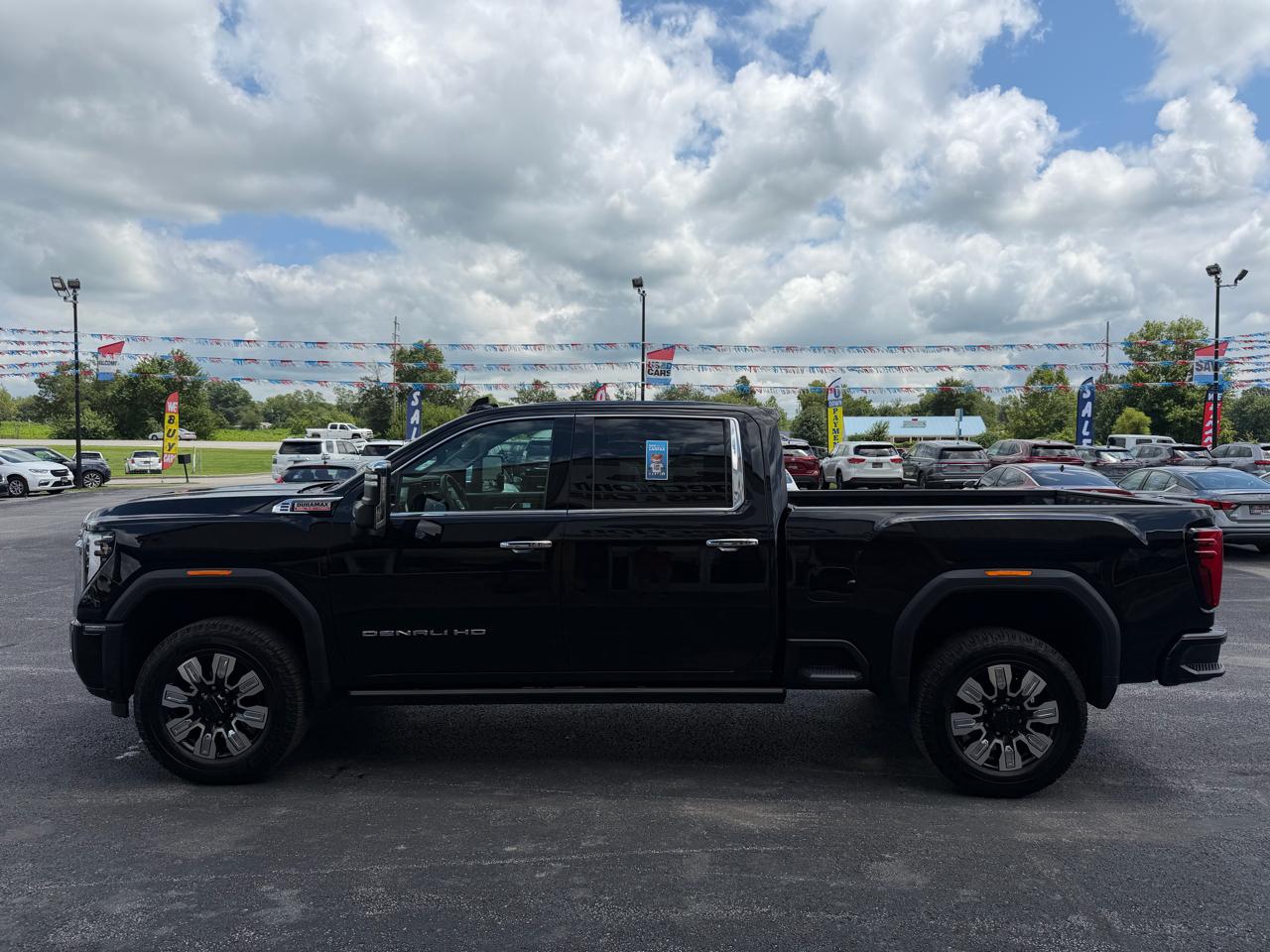GMC Sierra 2500HD 4WD Crew Cab 159" Denali 2024