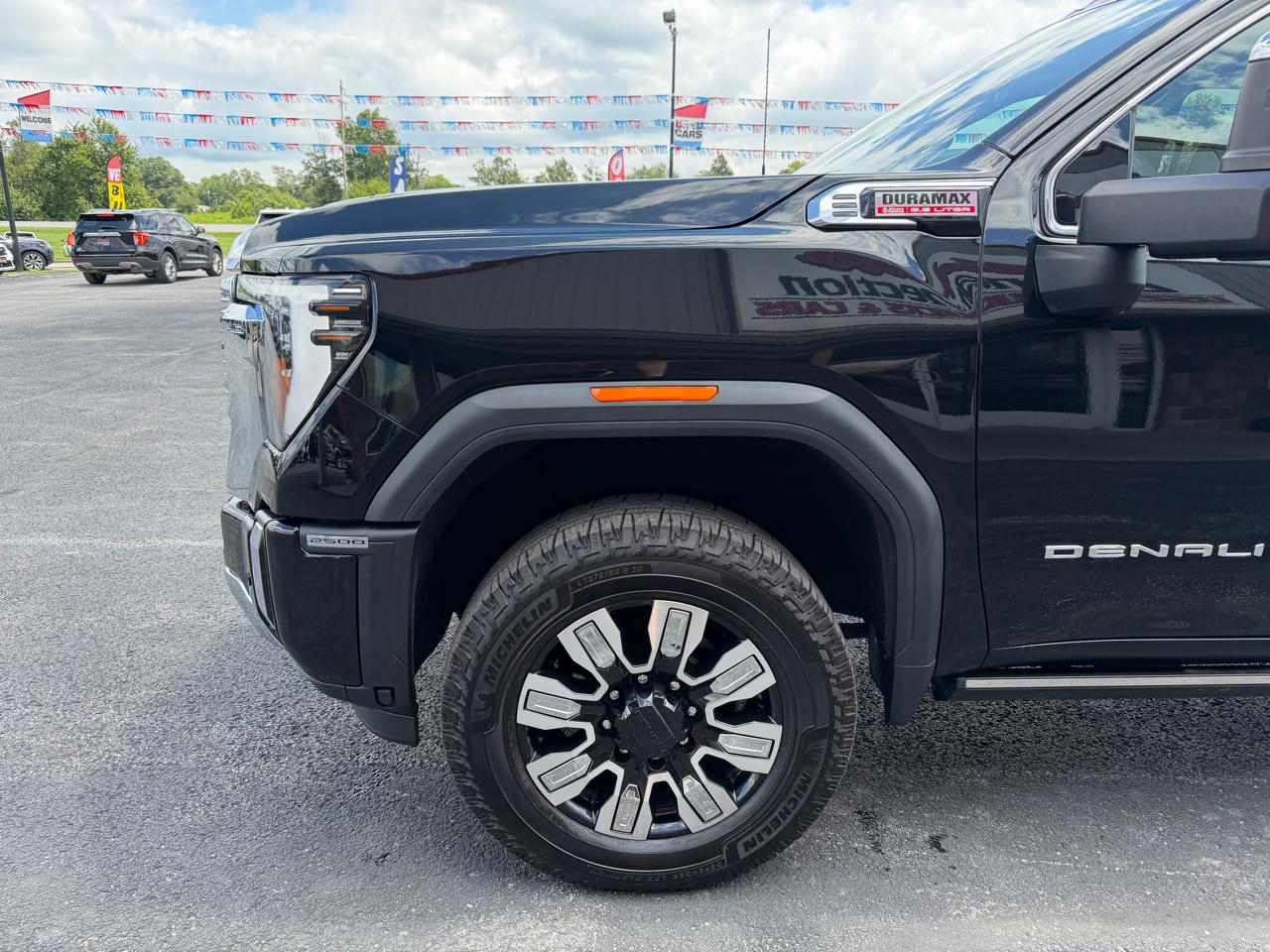 GMC Sierra 2500HD 4WD Crew Cab 159" Denali 2024
