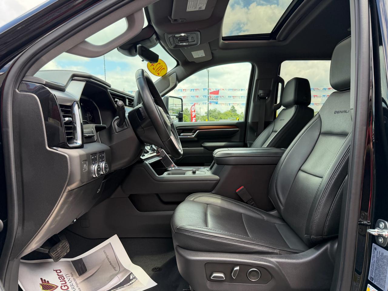 GMC Sierra 2500HD 4WD Crew Cab 159" Denali 2024