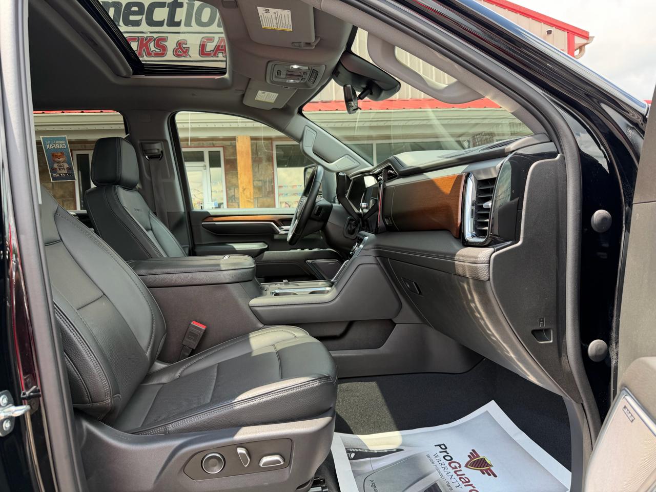 GMC Sierra 2500HD 4WD Crew Cab 159" Denali 2024