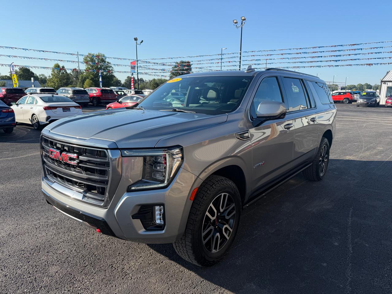 GMC Yukon XL 4WD 4dr AT4 2023