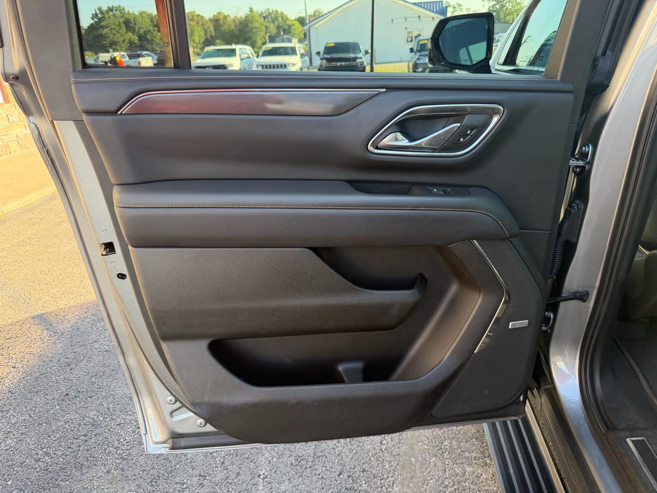 GMC Yukon XL 4WD 4dr AT4 2023