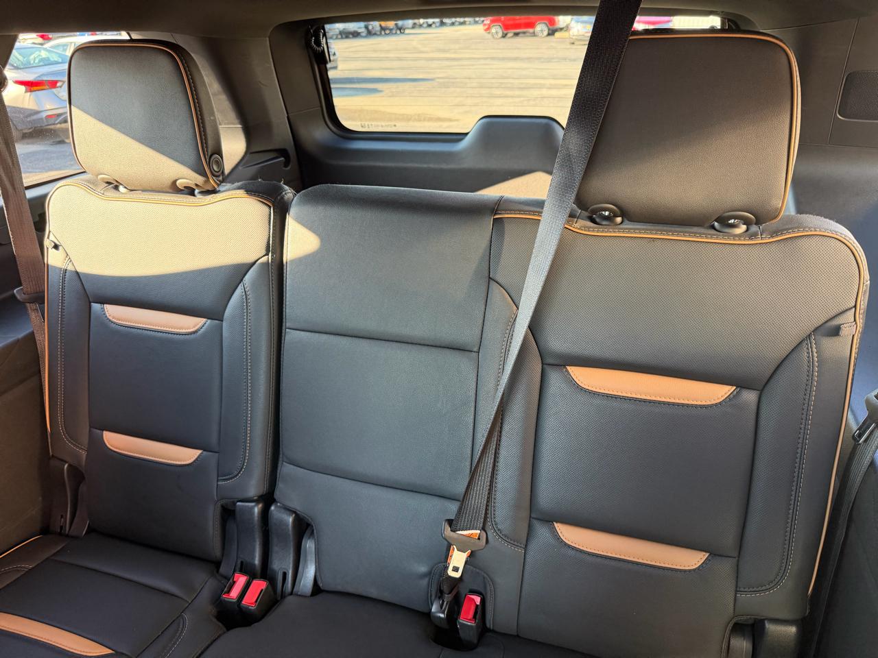 GMC Yukon XL 4WD 4dr AT4 2023