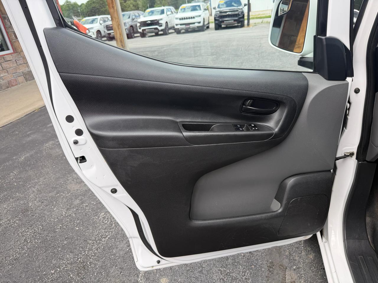 Nissan NV200 Compact Cargo I4 SV 2021
