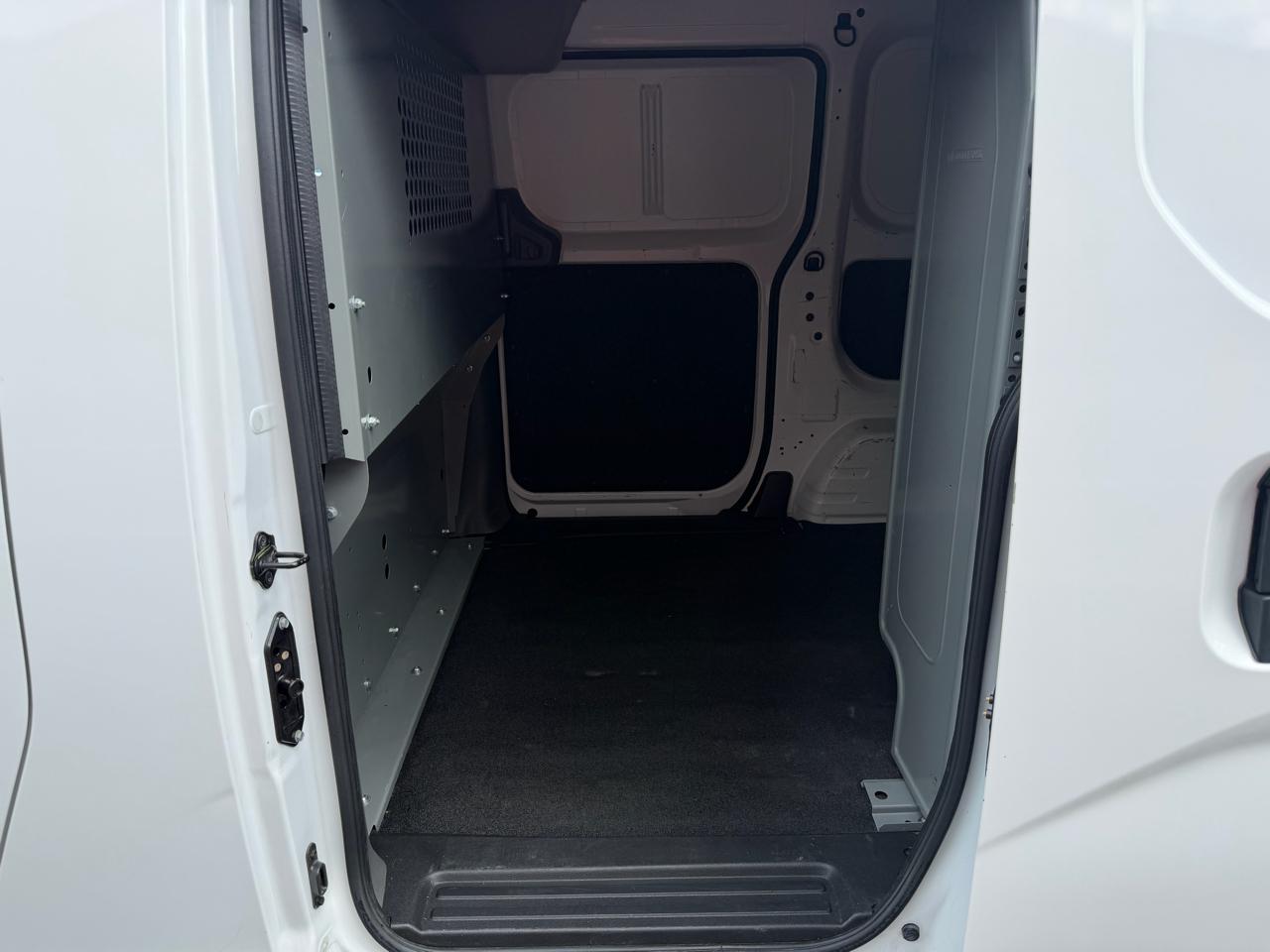 Nissan NV200 Compact Cargo I4 SV 2021