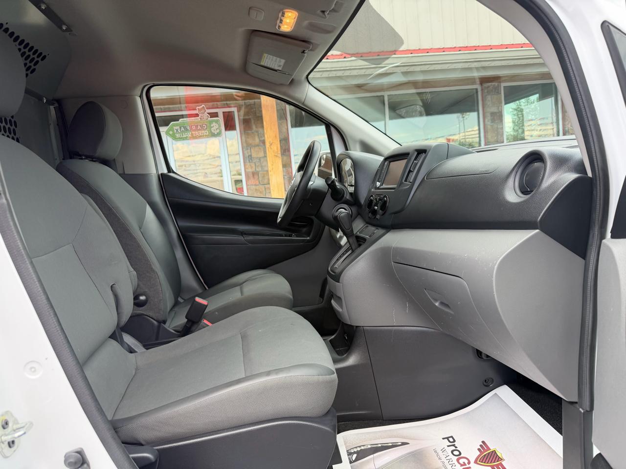 Nissan NV200 Compact Cargo I4 SV 2021