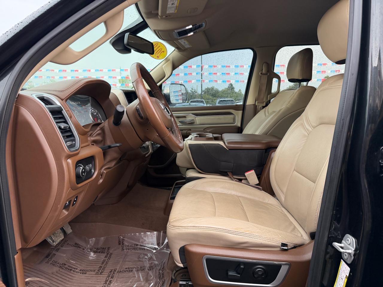 RAM 1500 Laramie 4x4 Crew Cab 5'7" Box 2019