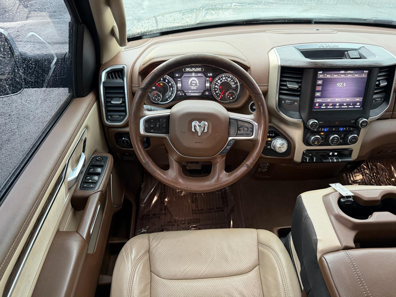 RAM 1500 Laramie 4x4 Crew Cab 5'7" Box 2019