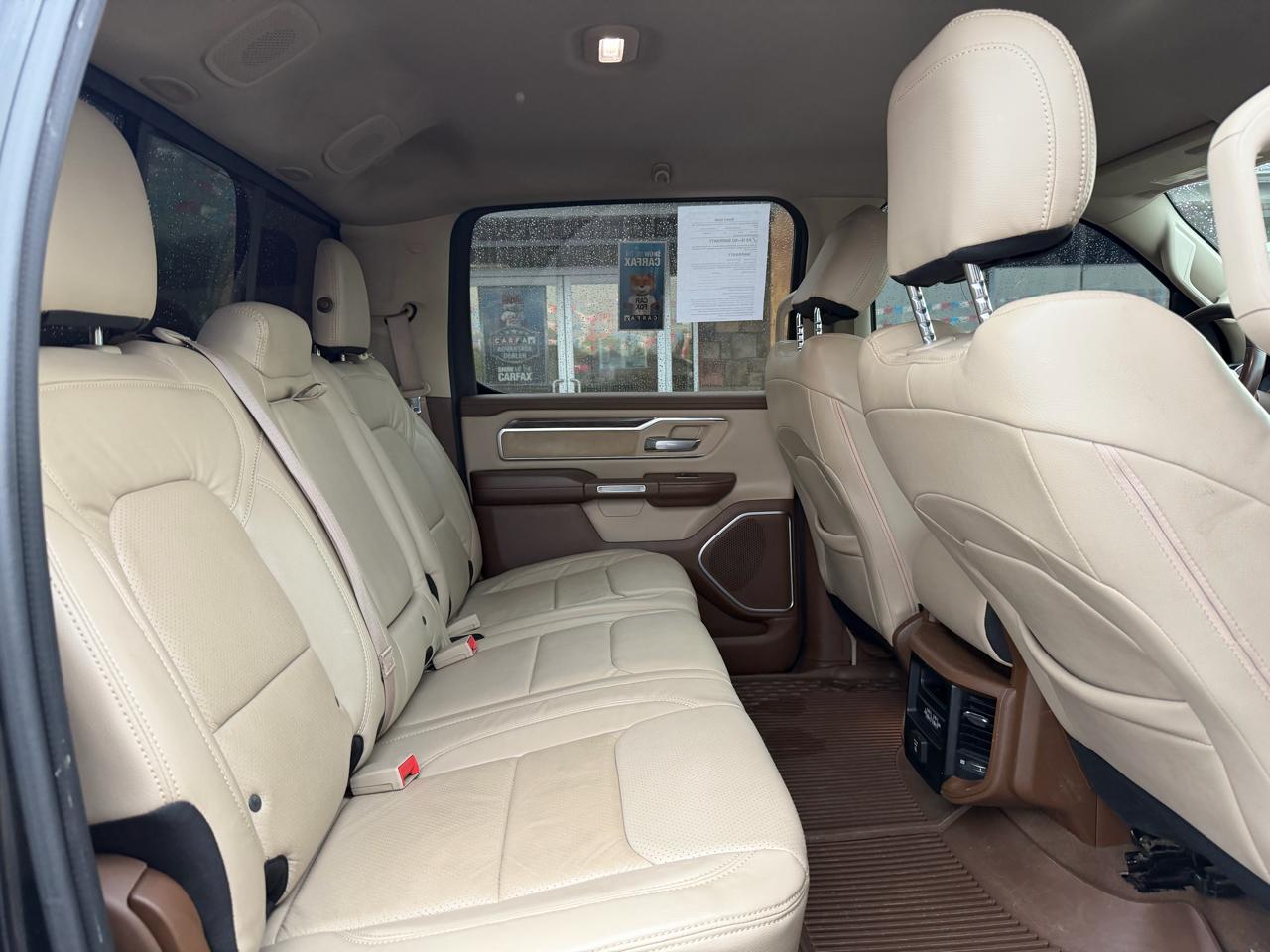 RAM 1500 Laramie 4x4 Crew Cab 5'7" Box 2019