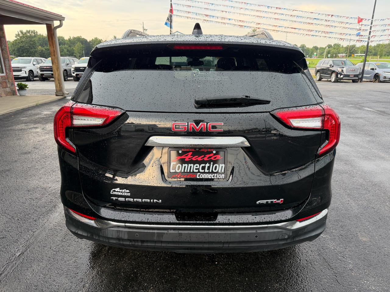 GMC Terrain AWD 4dr AT4 2024