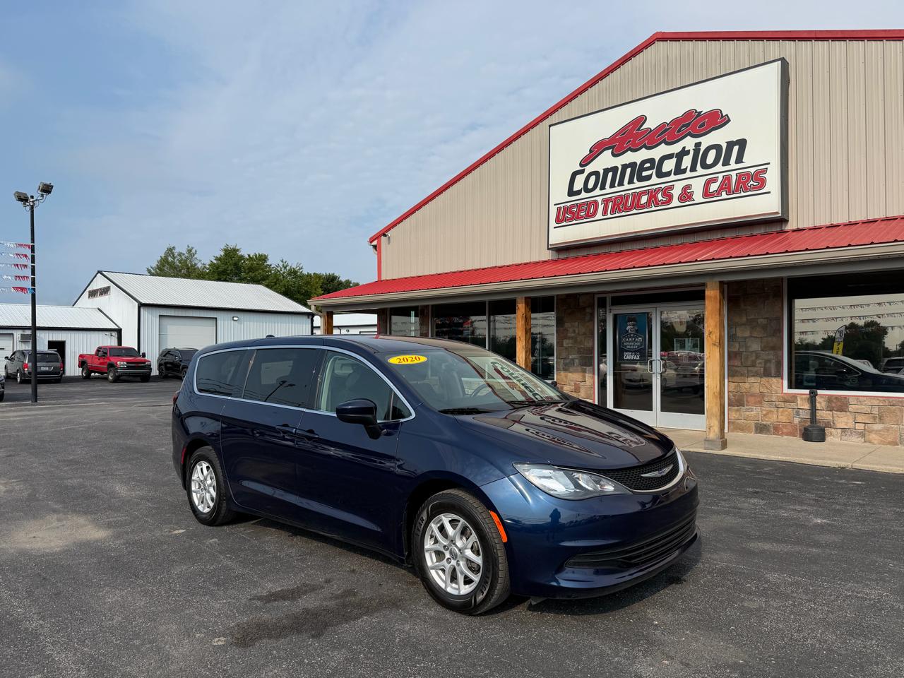 2020 Chrysler Voyager LX FWD