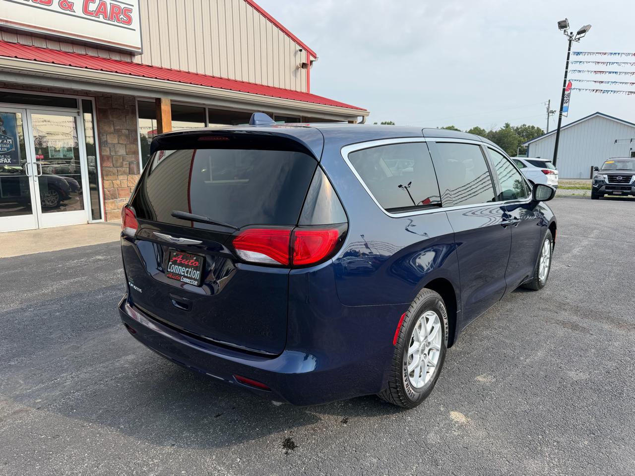 Chrysler Voyager LX FWD 2020