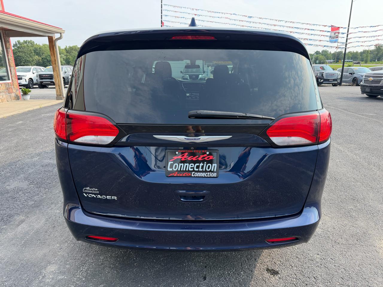 Chrysler Voyager LX FWD 2020