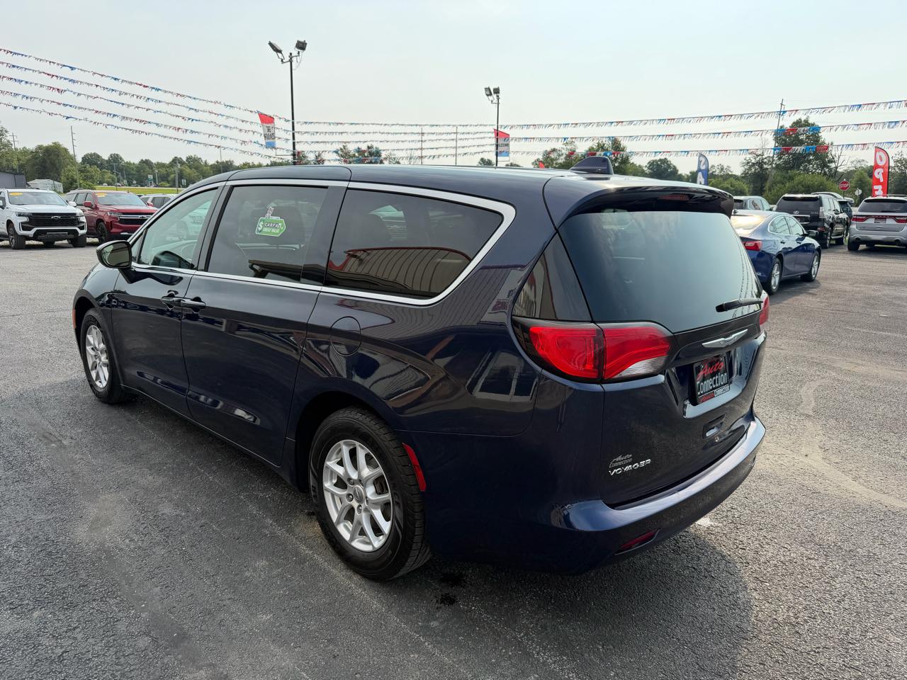 Chrysler Voyager LX FWD 2020