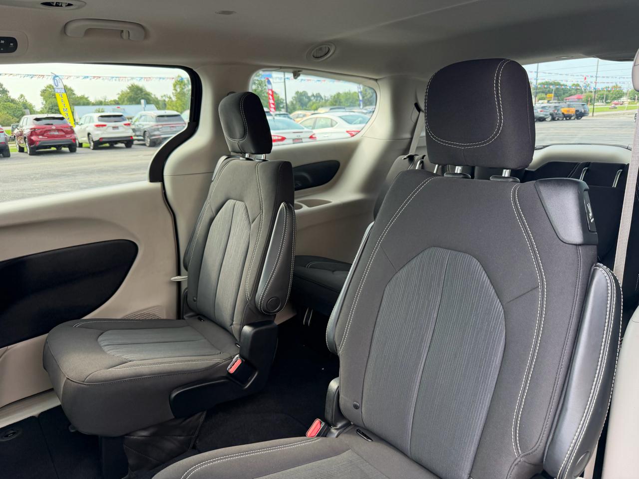 Chrysler Voyager LX FWD 2020
