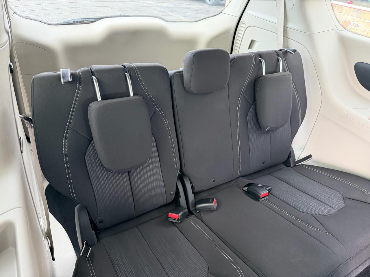 Chrysler Voyager LX FWD 2020