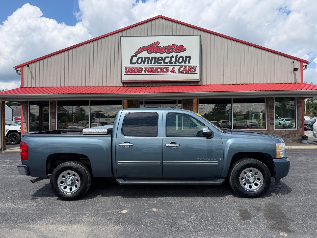 Chevrolet Silverado 1500 2WD Crew Cab 143.5" LS 2009