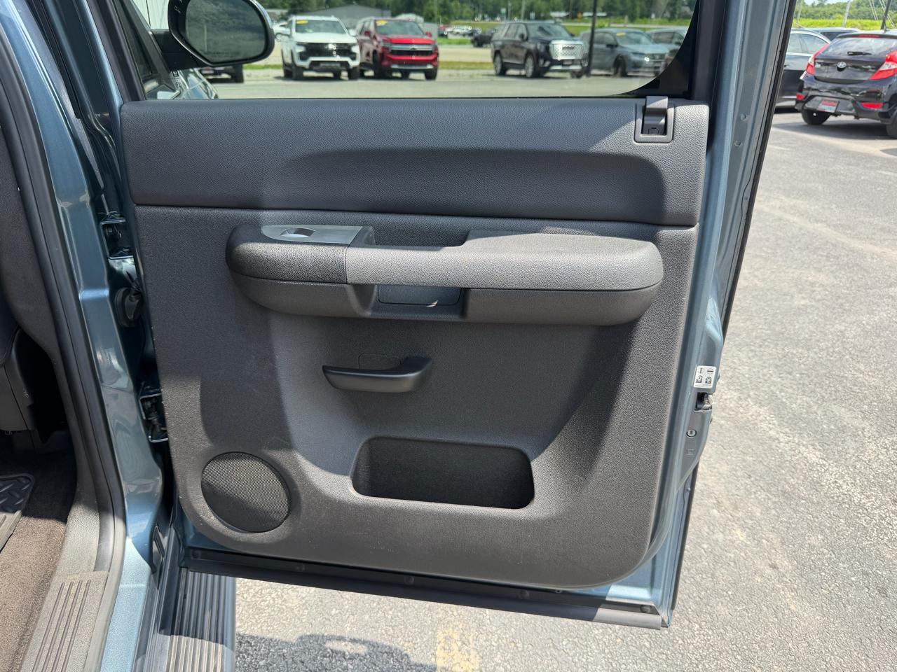 Chevrolet Silverado 1500 2WD Crew Cab 143.5" LS 2009
