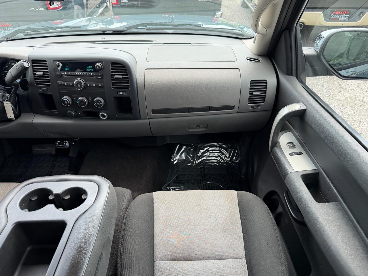 Chevrolet Silverado 1500 2WD Crew Cab 143.5" LS 2009