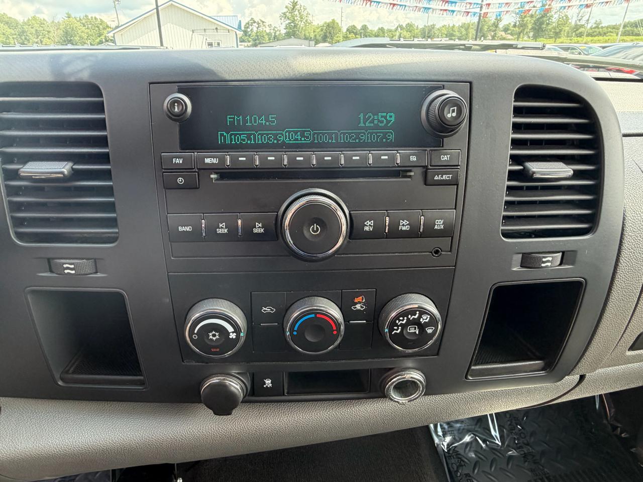 Chevrolet Silverado 1500 2WD Crew Cab 143.5" LS 2009