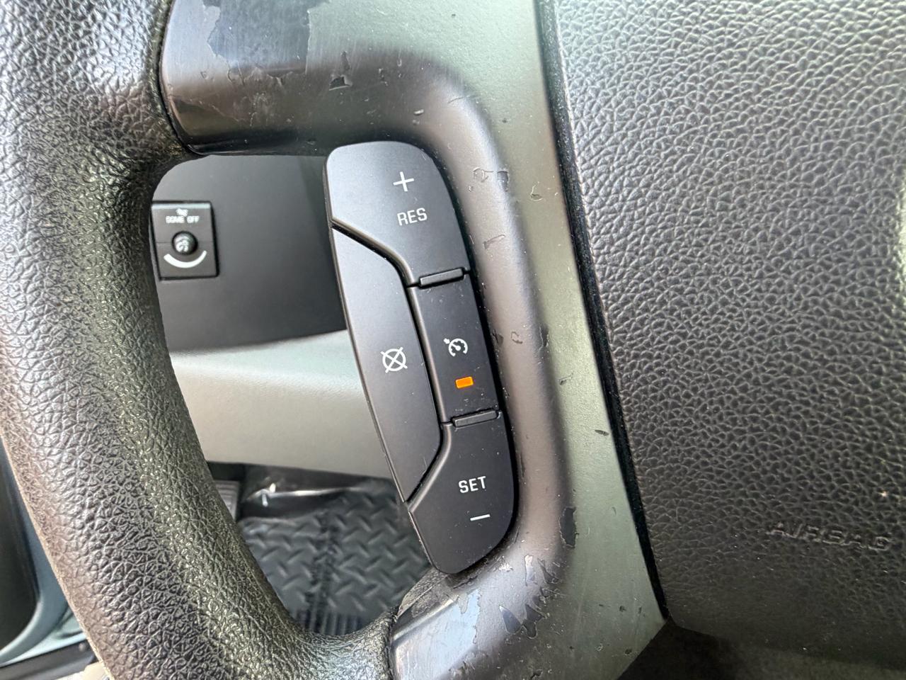 Chevrolet Silverado 1500 2WD Crew Cab 143.5" LS 2009