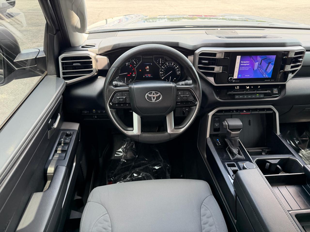 Toyota Tundra 4WD SR5 CrewMax 5.5' Bed (Natl) 2022