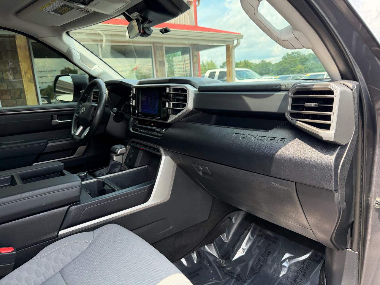 Toyota Tundra 4WD SR5 CrewMax 5.5' Bed (Natl) 2022