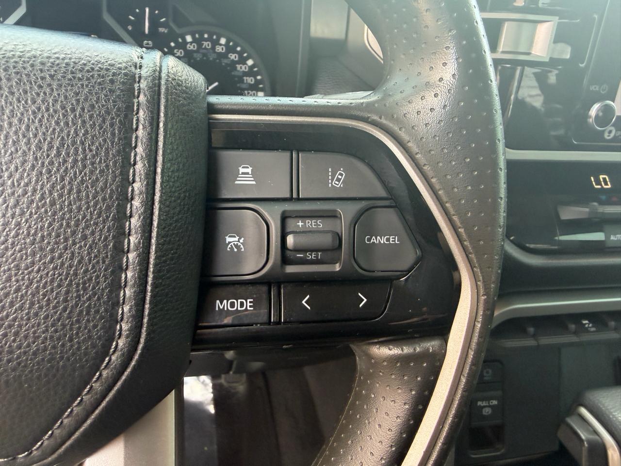 Toyota Tundra 4WD SR5 CrewMax 5.5' Bed (Natl) 2022