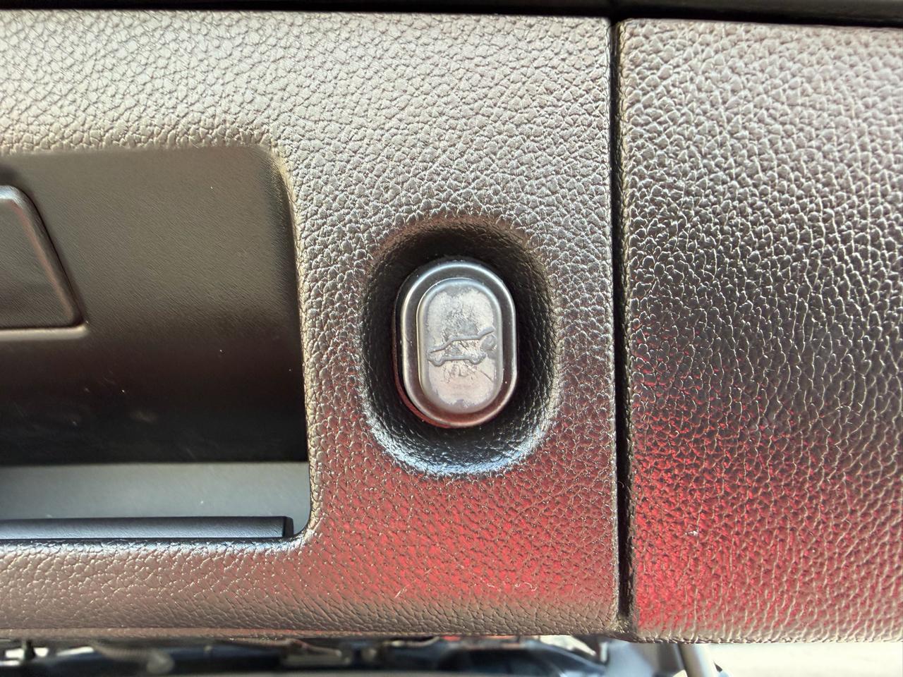 Cadillac Escalade 4WD 4dr Platinum 2019