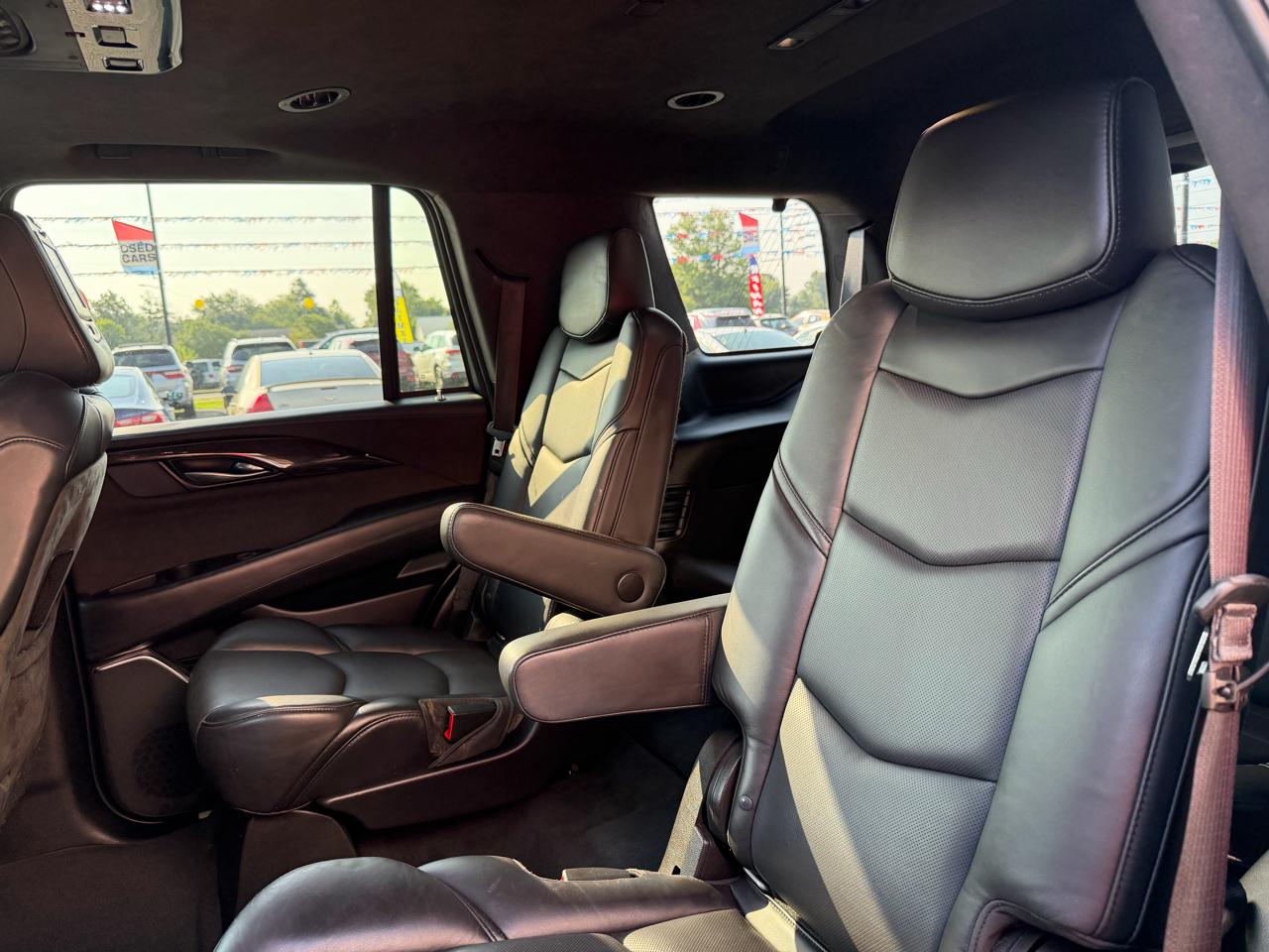 Cadillac Escalade 4WD 4dr Platinum 2019