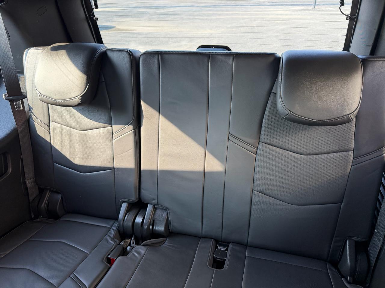 Cadillac Escalade 4WD 4dr Platinum 2019