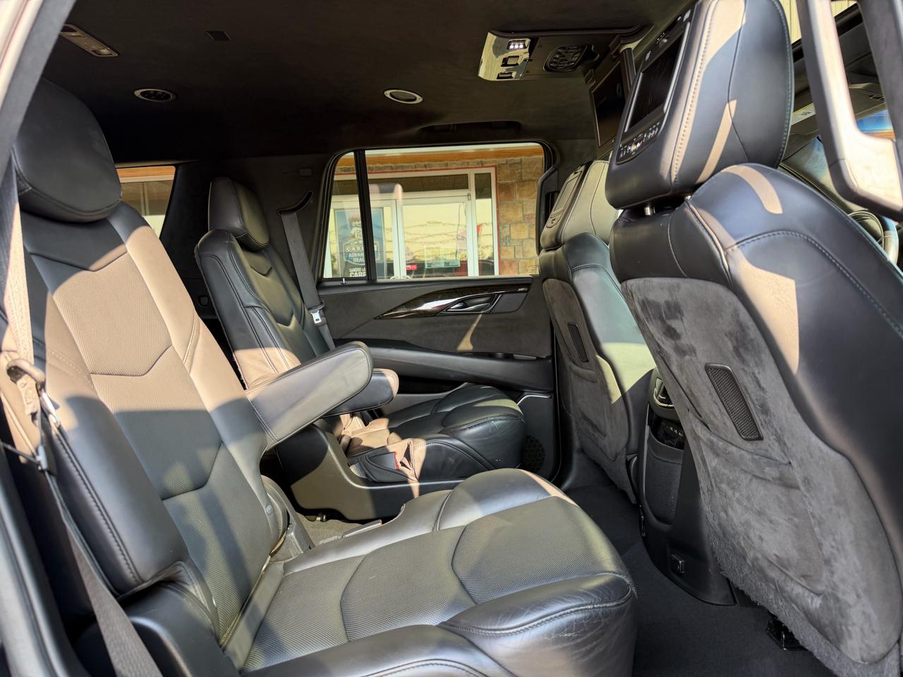 Cadillac Escalade 4WD 4dr Platinum 2019