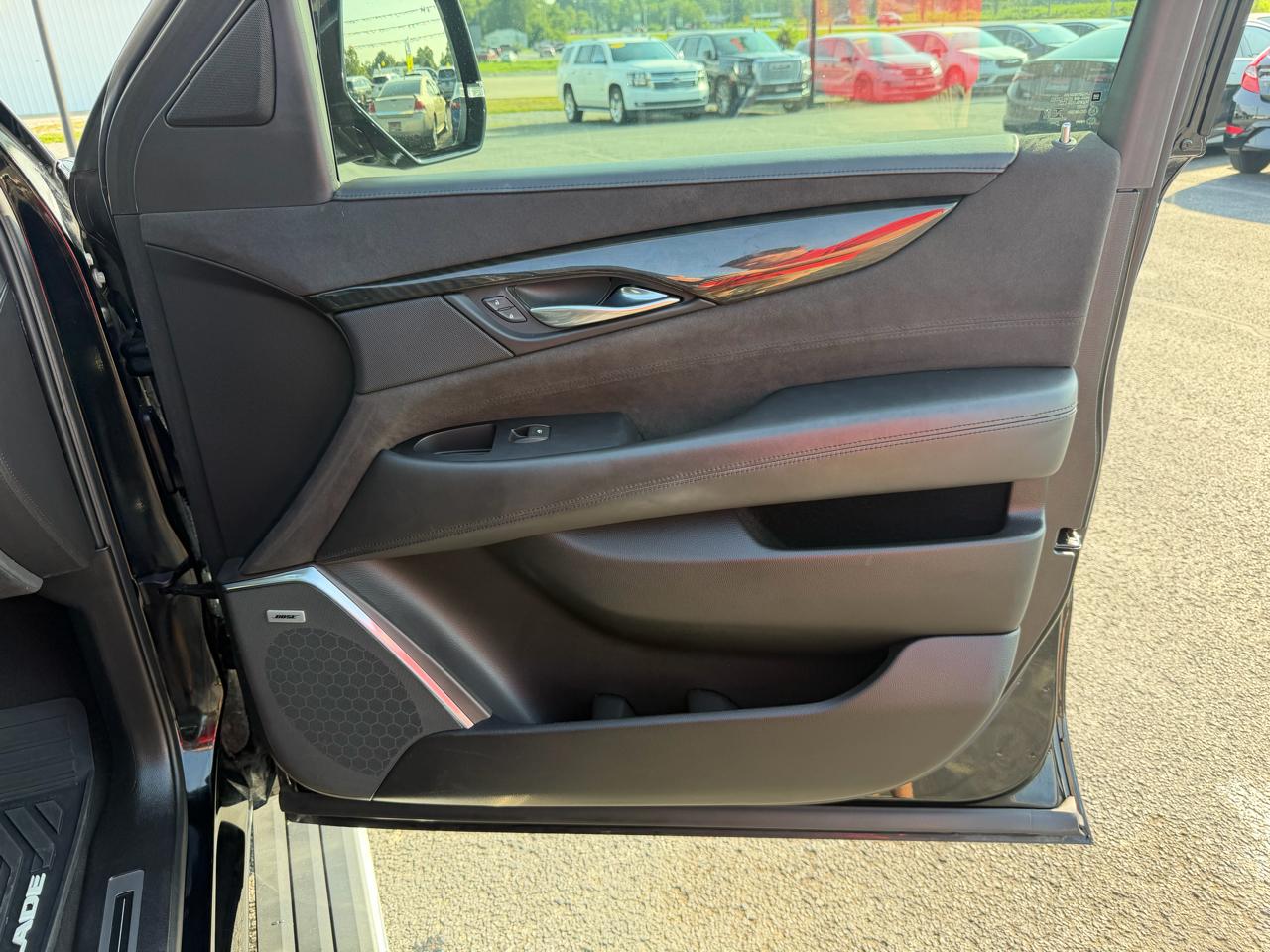 Cadillac Escalade 4WD 4dr Platinum 2019