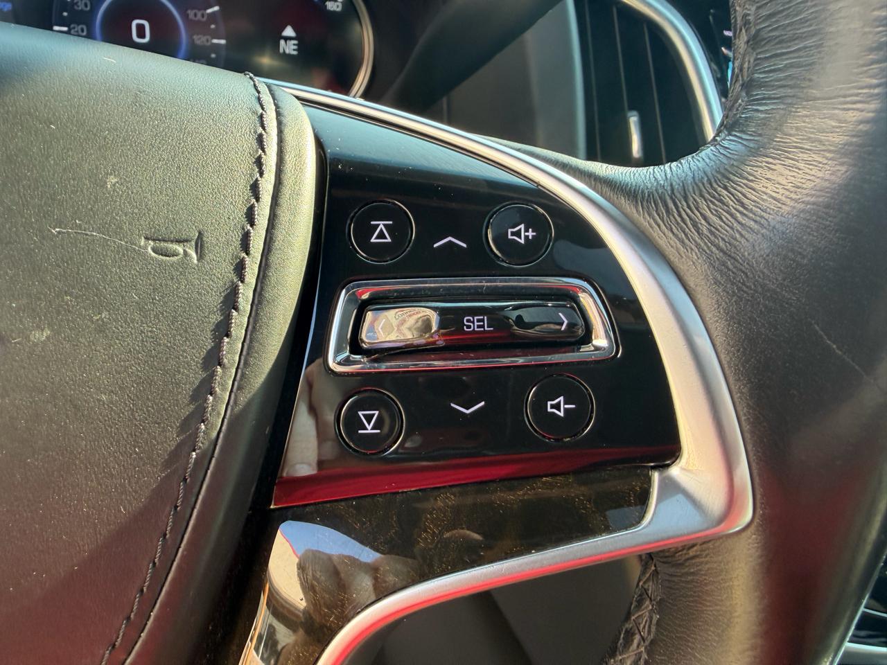 Cadillac Escalade 4WD 4dr Platinum 2019