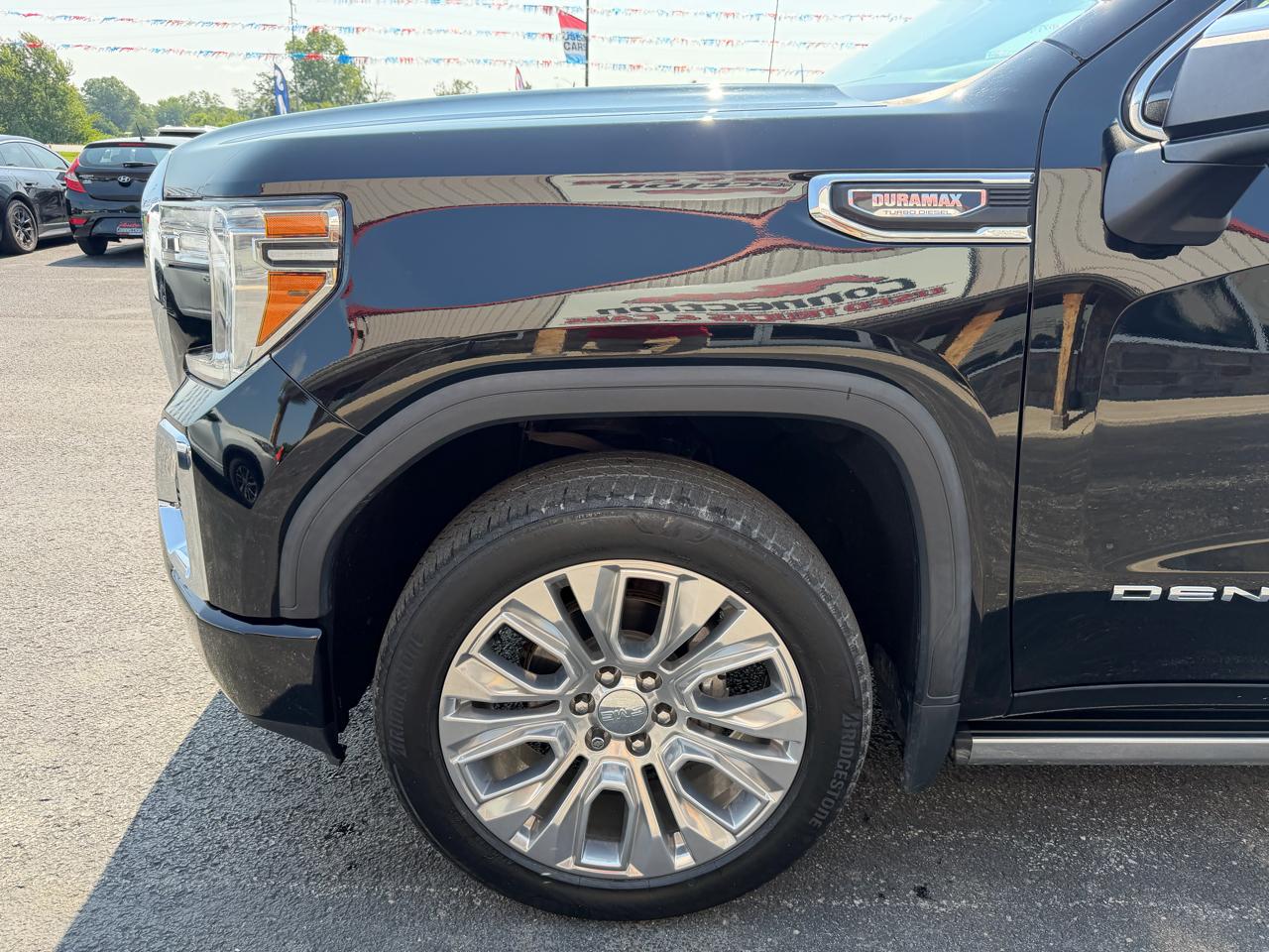 GMC Sierra 1500 4WD Crew Cab 147" Denali 2021