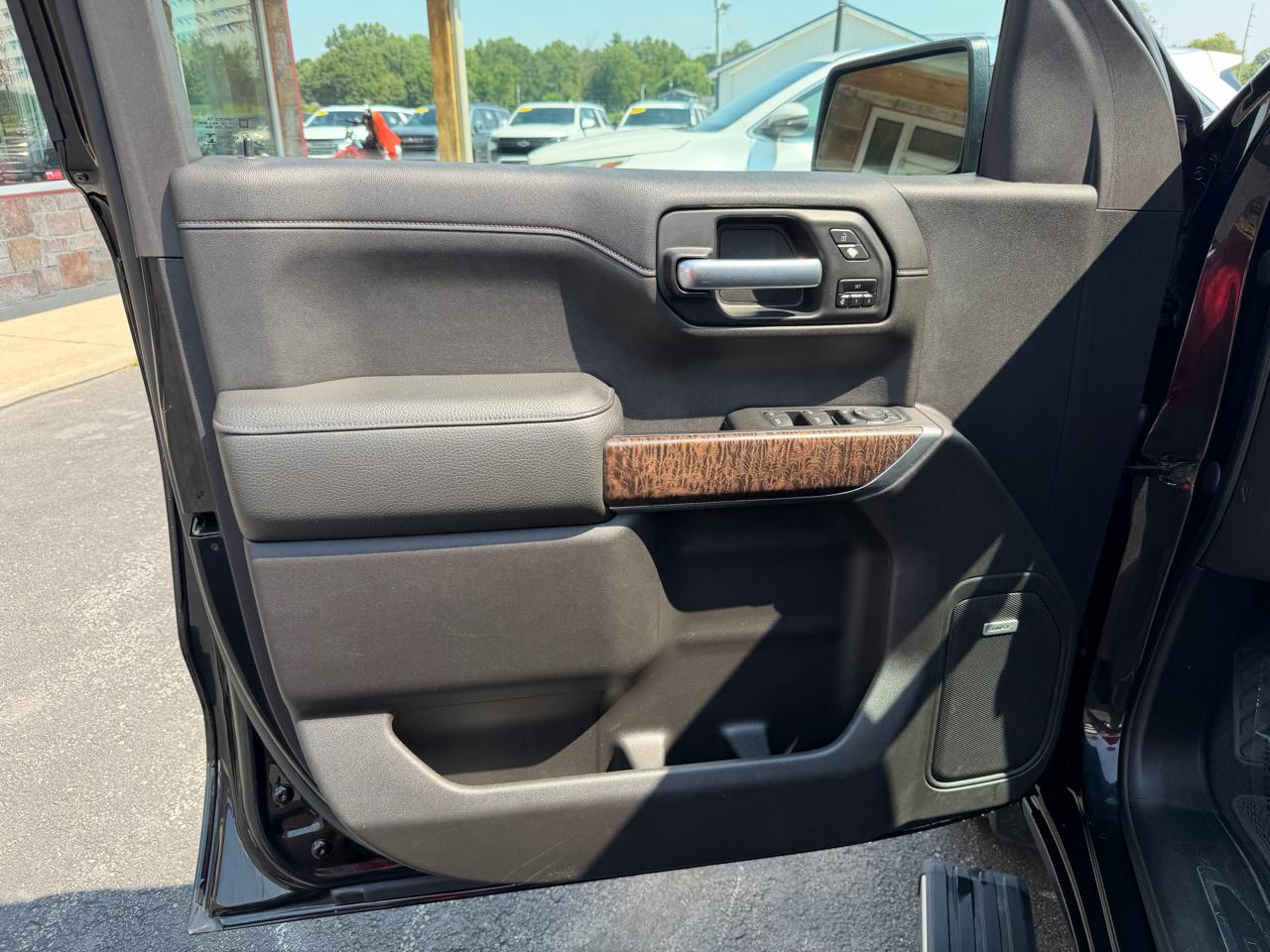 GMC Sierra 1500 4WD Crew Cab 147" Denali 2021