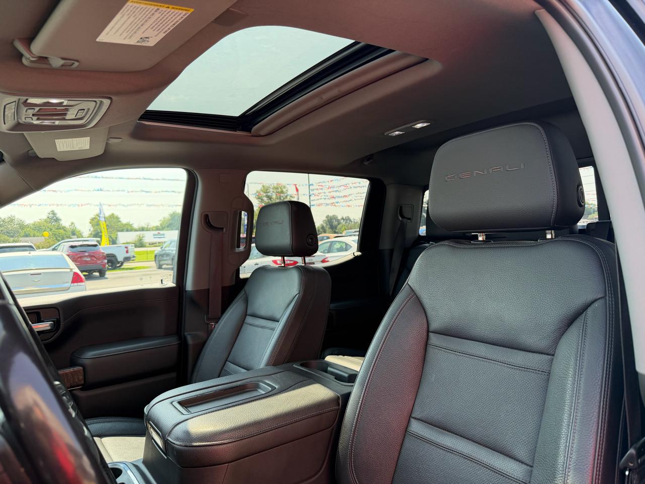 GMC Sierra 1500 4WD Crew Cab 147" Denali 2021