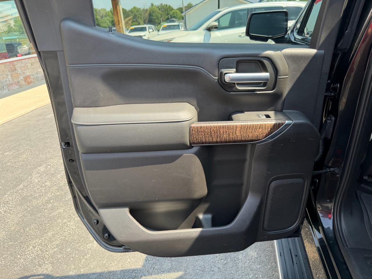 GMC Sierra 1500 4WD Crew Cab 147" Denali 2021