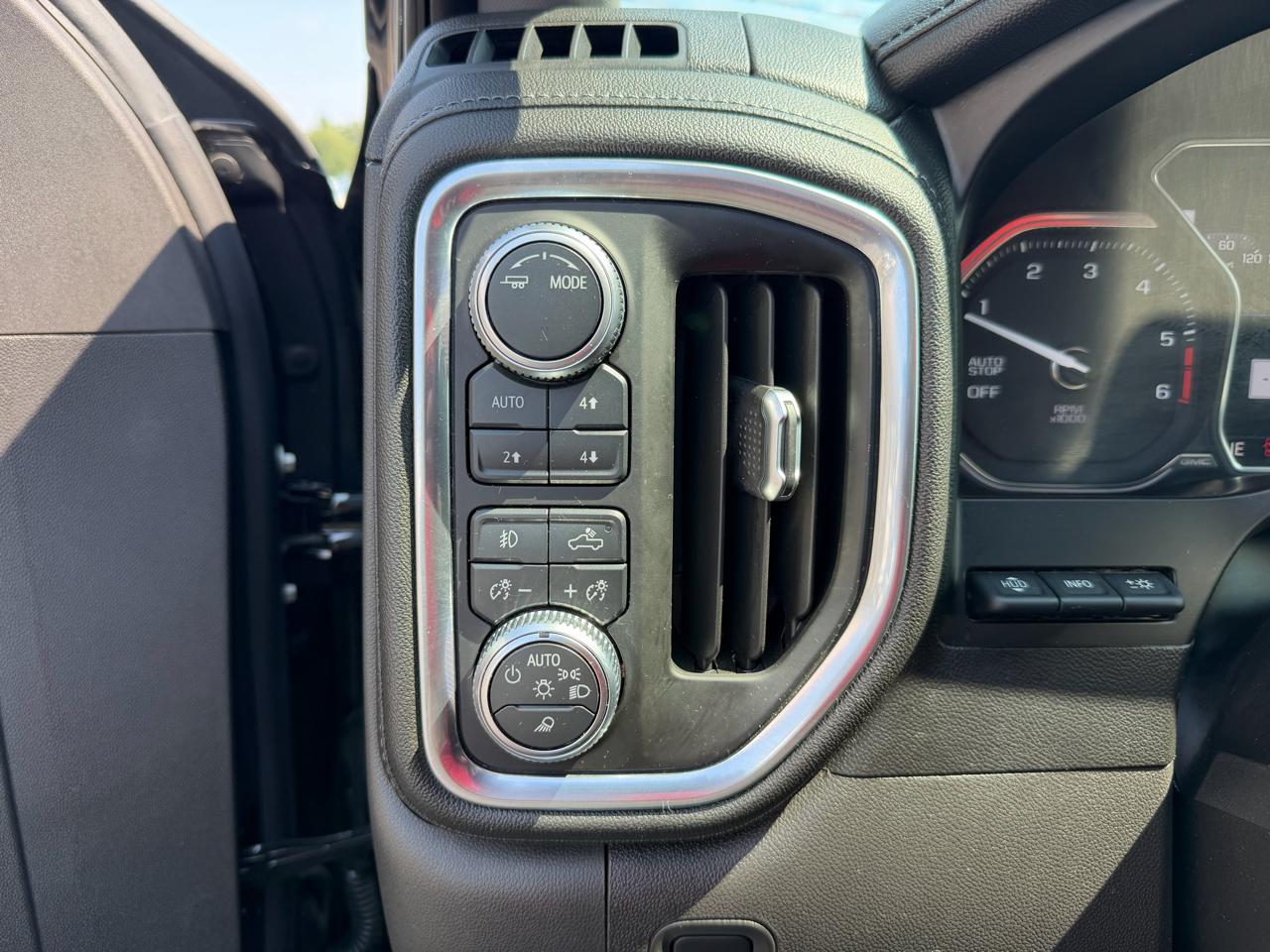 GMC Sierra 1500 4WD Crew Cab 147" Denali 2021