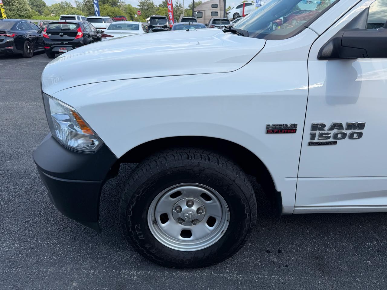 RAM 1500 Classic Tradesman 4x2 Quad Cab 6'4" Box 2024
