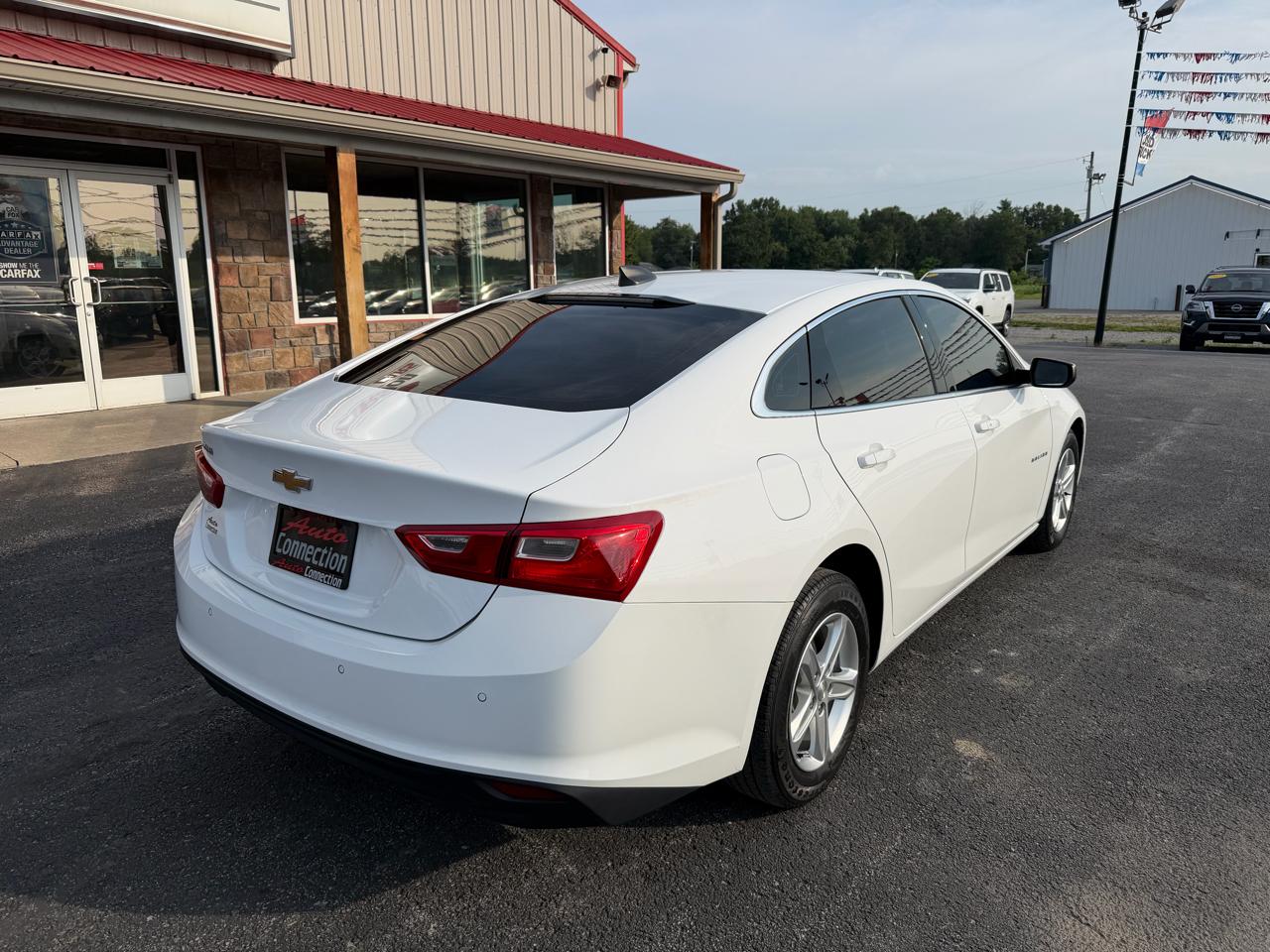 Chevrolet Malibu 4dr Sdn LS w/1LS 2024