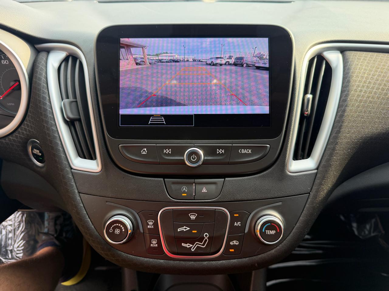 Chevrolet Malibu 4dr Sdn LS w/1LS 2024