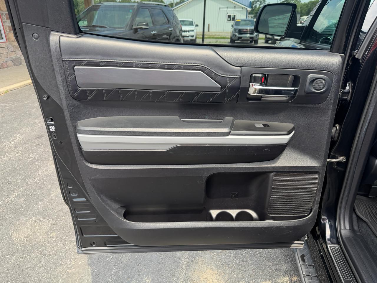 Toyota Tundra 4WD 1794 Edition CrewMax 5.5' Bed 5.7L (Natl) 2020