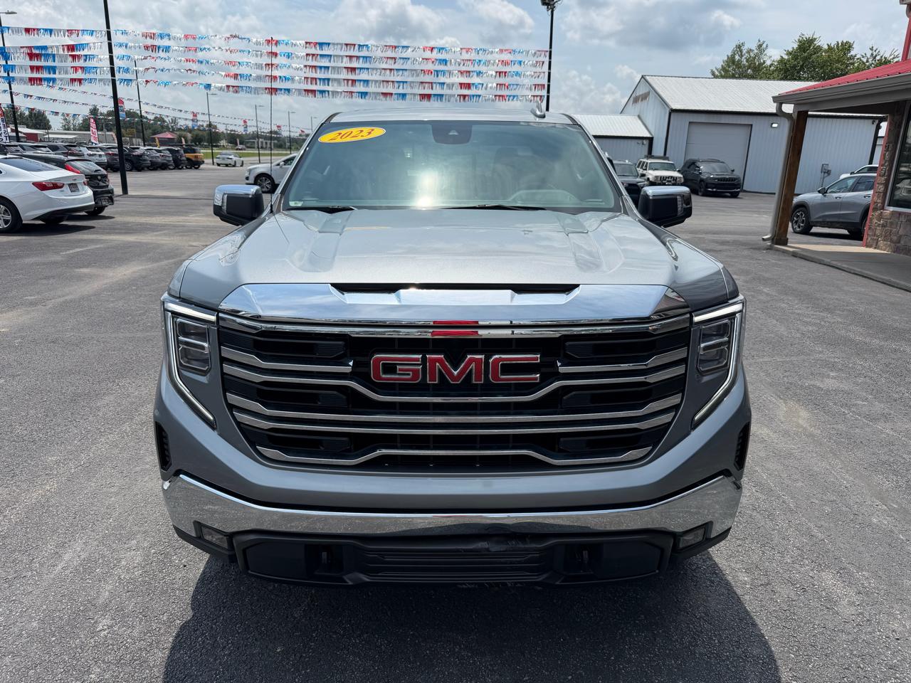 GMC Sierra 1500 4WD Crew Cab 147" SLT 2023