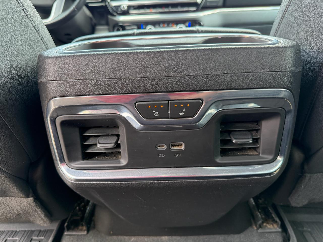 GMC Sierra 1500 4WD Crew Cab 147" SLT 2023