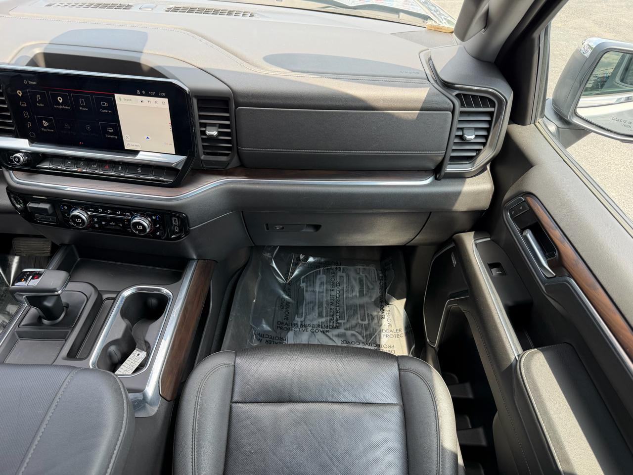 GMC Sierra 1500 4WD Crew Cab 147" SLT 2023