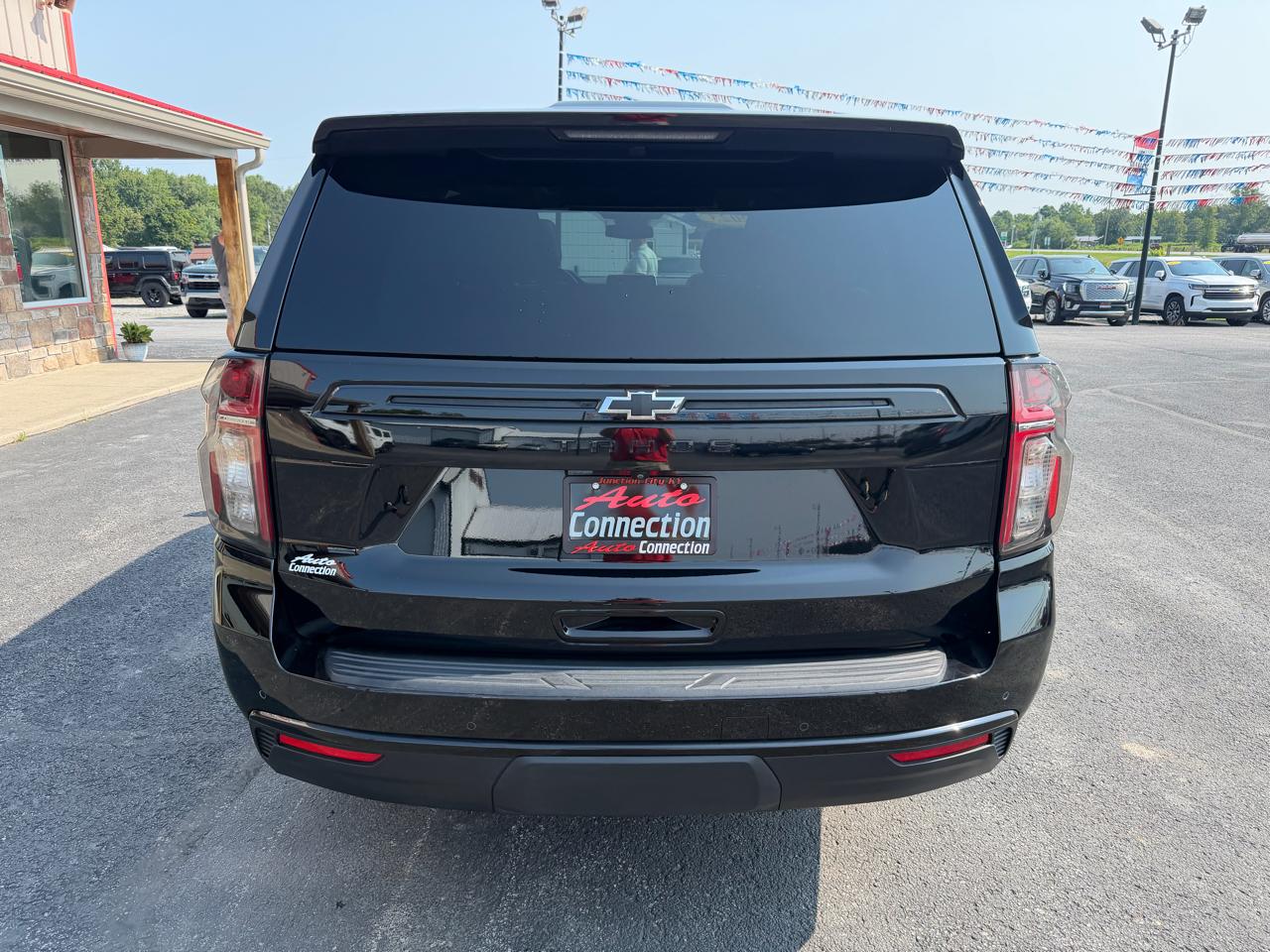 Chevrolet Tahoe 4WD 4dr Z71 2023