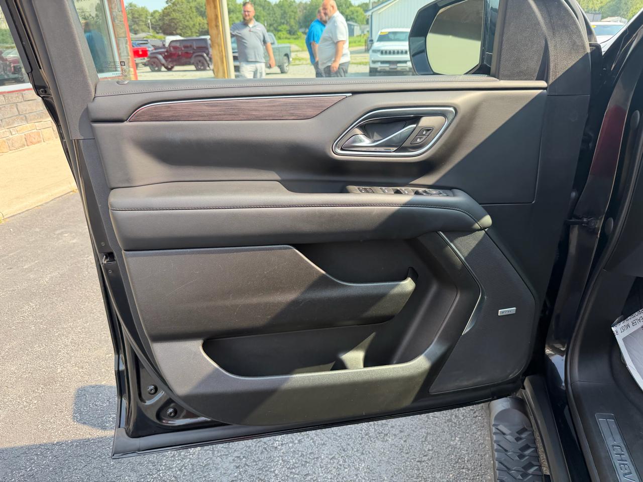 Chevrolet Tahoe 4WD 4dr Z71 2023